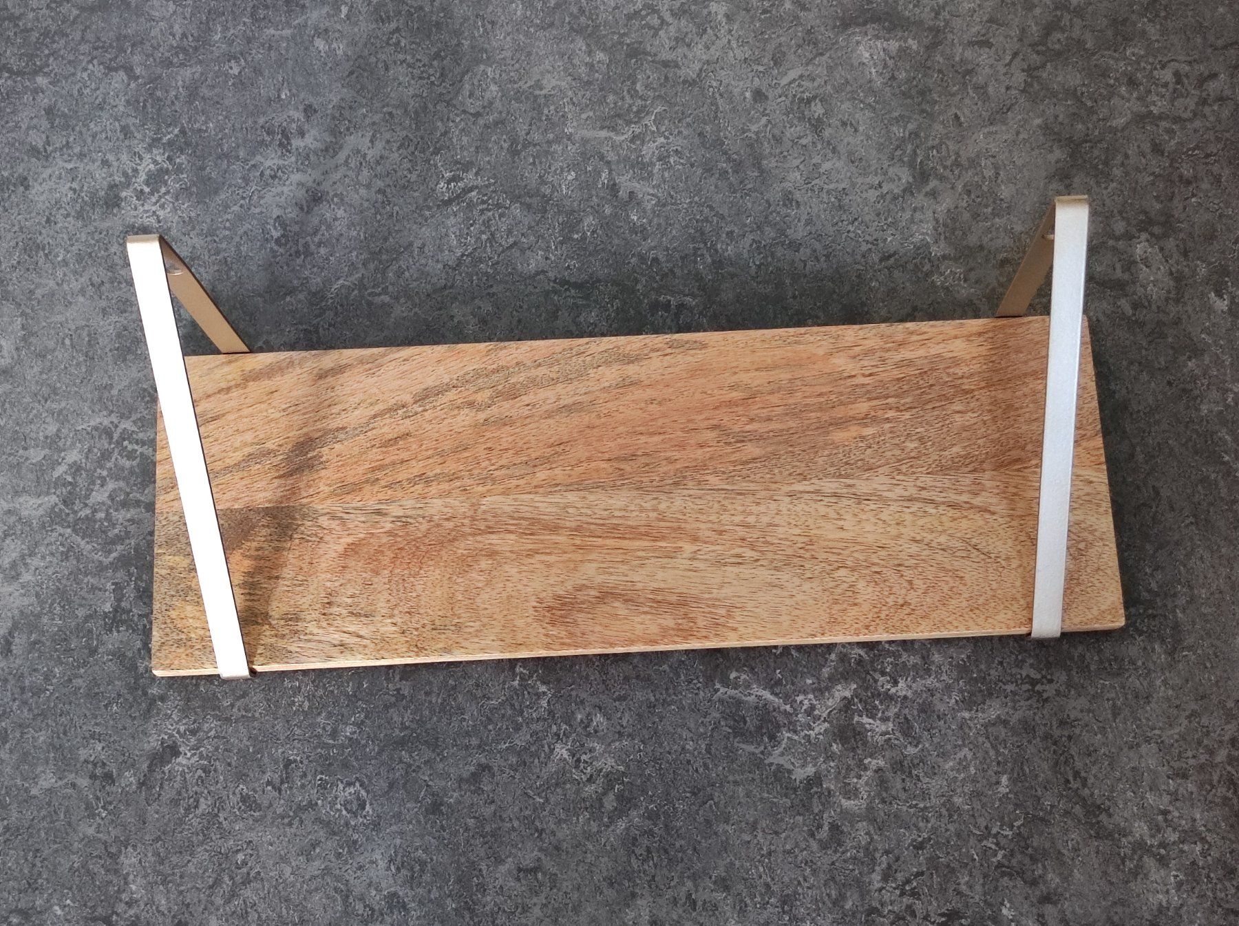 Étagères: Regal aus Mangoholz – D'occasion à Wohlen AG par Tikale