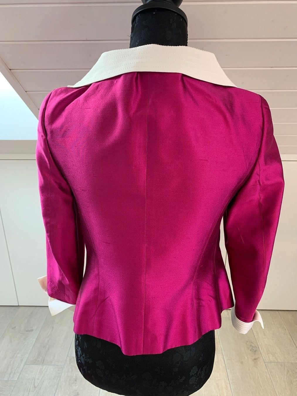 Costumi: Seide Kostüme gr 36 – Nuovo (secondo la descrizione) da Langnau am Albis venduto da Judithsebi 2