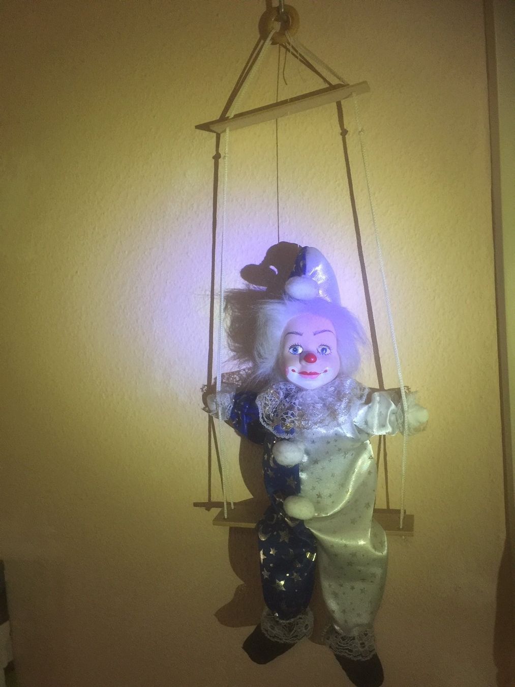 Puppen: schöne Clownpuppe auf Rittseil – Gebraucht aus Bolligen von Astrophysiker06 1