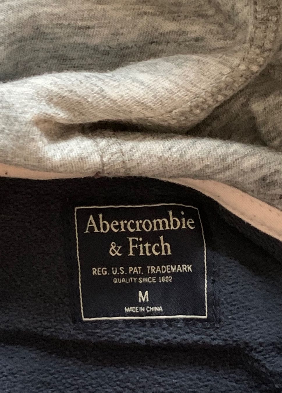 Abercrombie Pullover & Sweatshirts: Hoodie Abercrombie – Gebraucht aus Winterberg ZH von vanilleinspiration 2