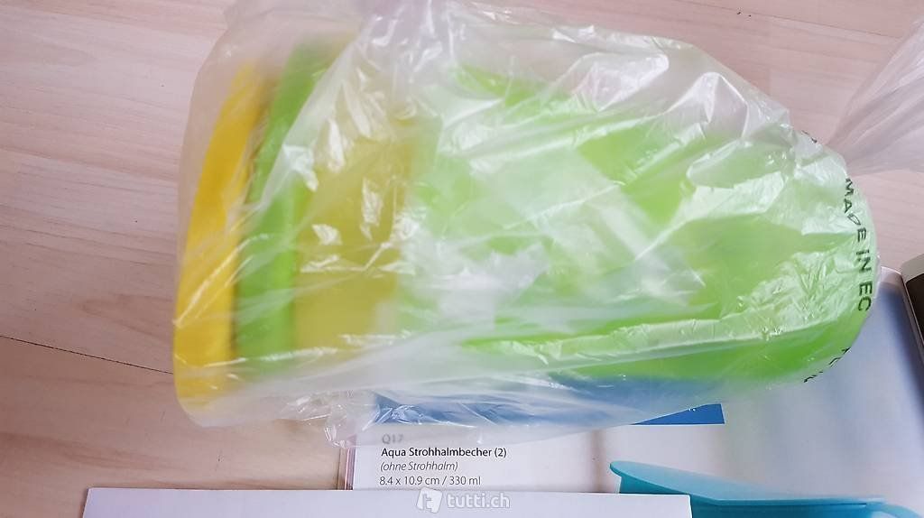 Tupperware Contenitori & Simili: 1 Duo Pack Aqua Strohhalmbecher, Tupperware – Nuovo e nell'imballaggio originale da Schönengrund venduto da Liane63