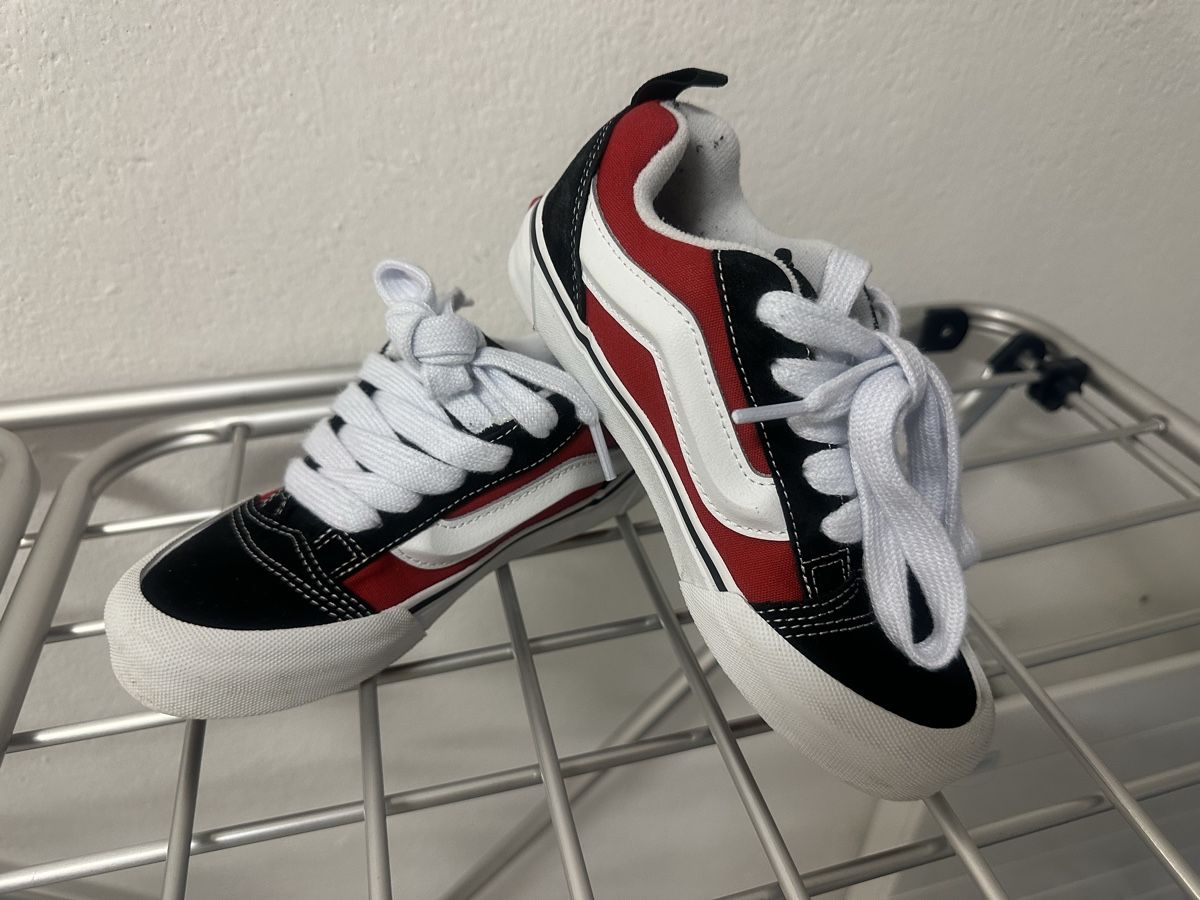 Vans Scarpe per ragazzi: Vans 32.5 – Usato da Bosco Luganese venduto da sue_wrg2