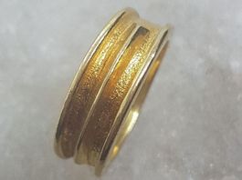 Schlichter Ring aus 750 Gold