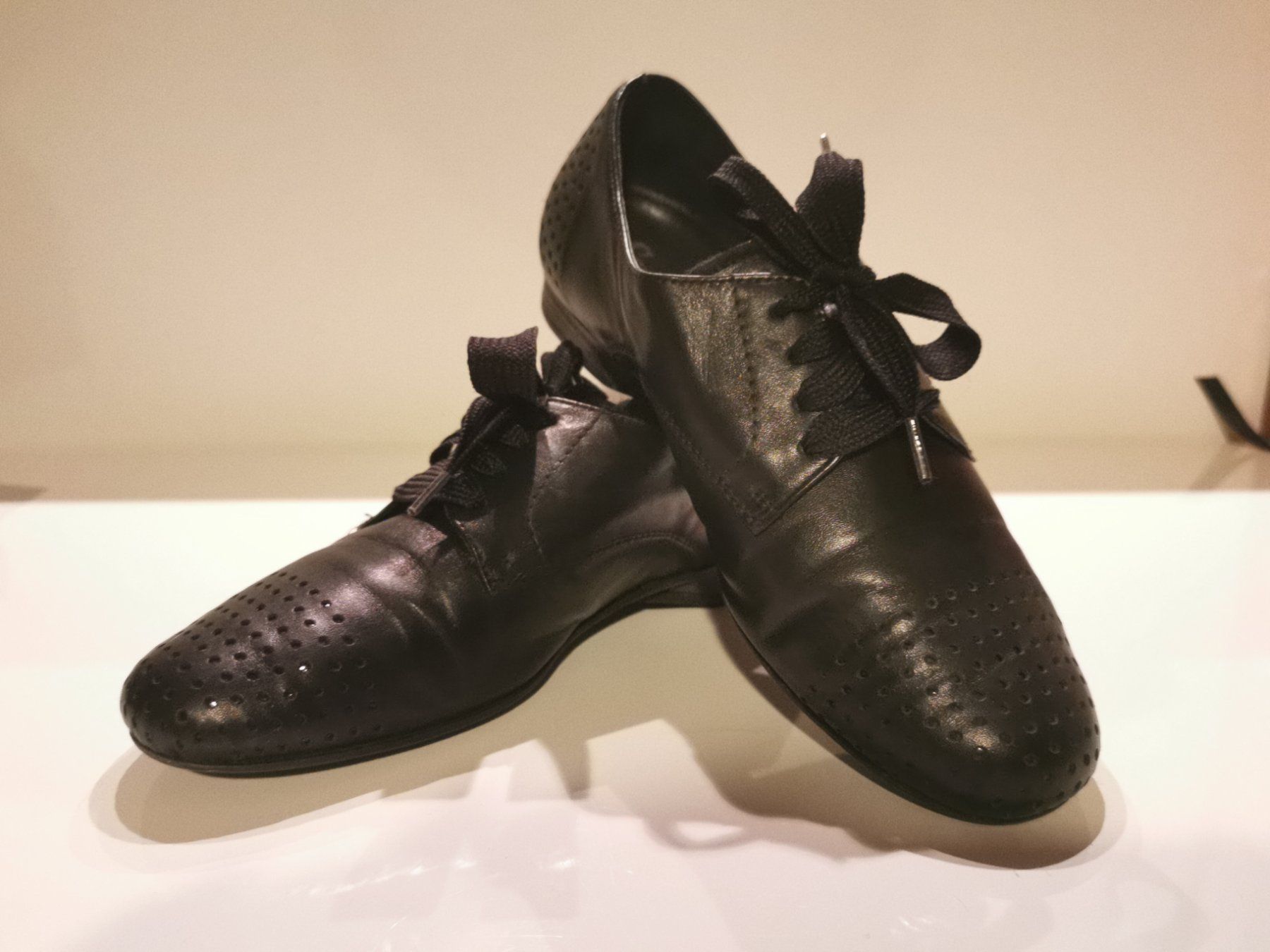 Scarpe da donna: Semler Schnürschuhe mit Luftpolster, schwarz, Gr. 4 / G+ – Usato da Luzern venduto da Liliana2013
