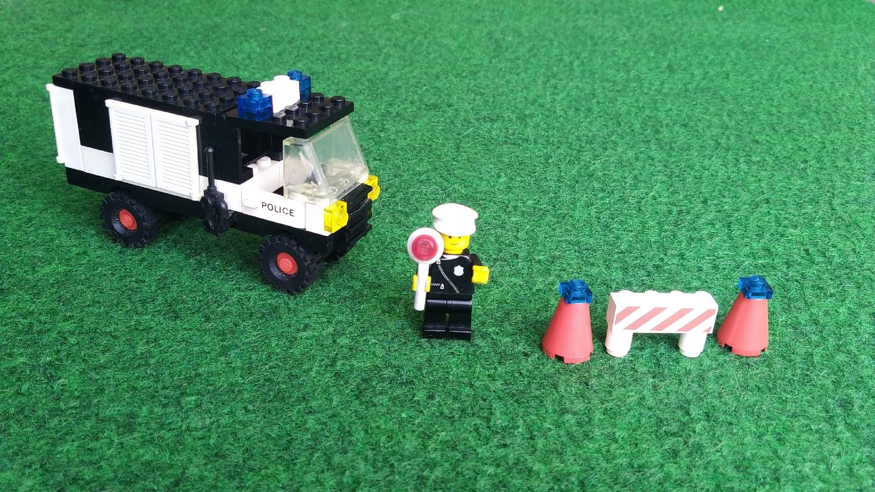 Lego Spielzeuge: Lego Polizeistation 1979 – Gebraucht aus Langendorf von Laslo4 2