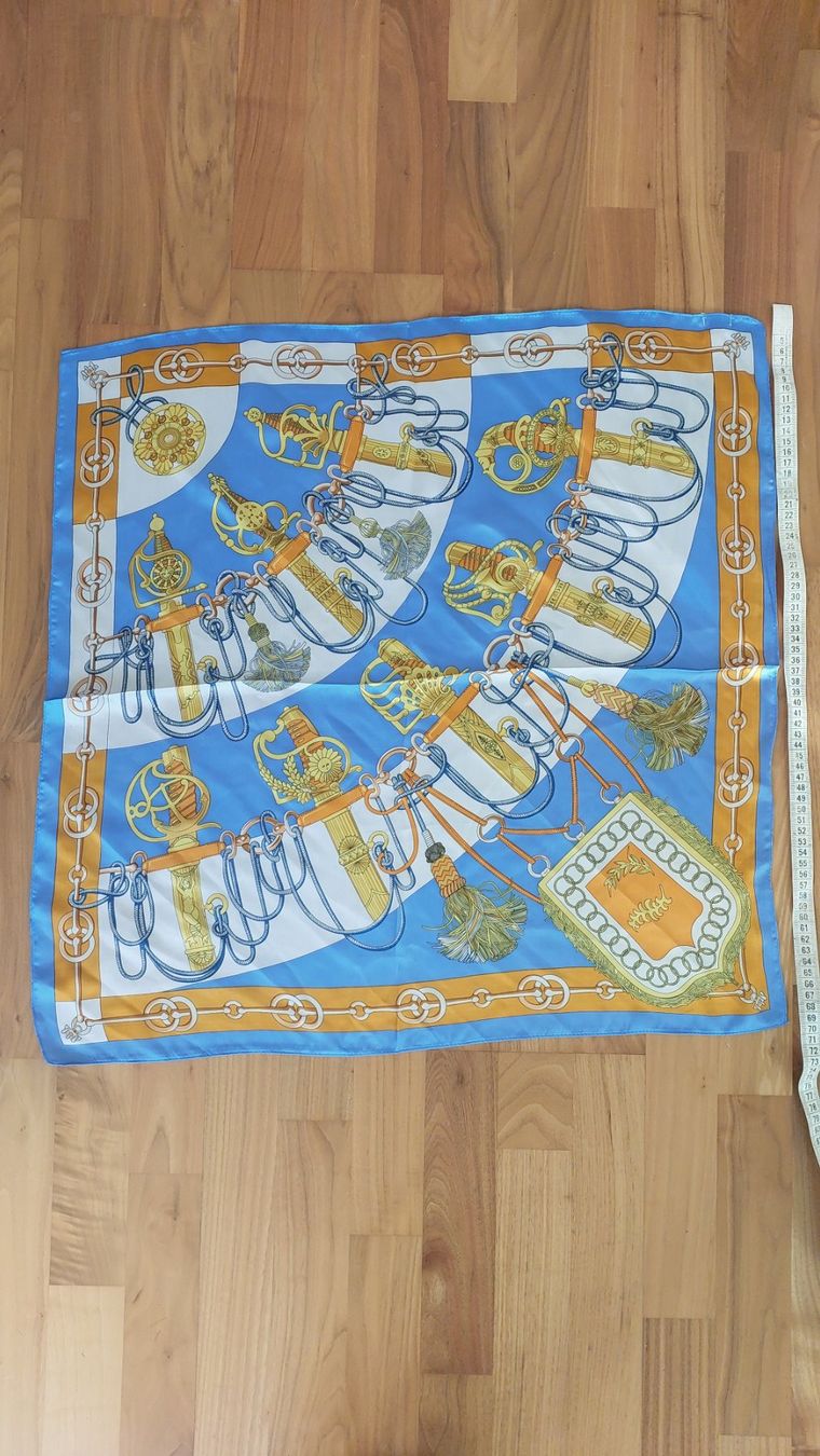 Foulard & Sciarpe: Twilly - Seidenschal - NEU – Nuovo e nell'imballaggio originale da Hittnau venduto da Razorback_1971 1
