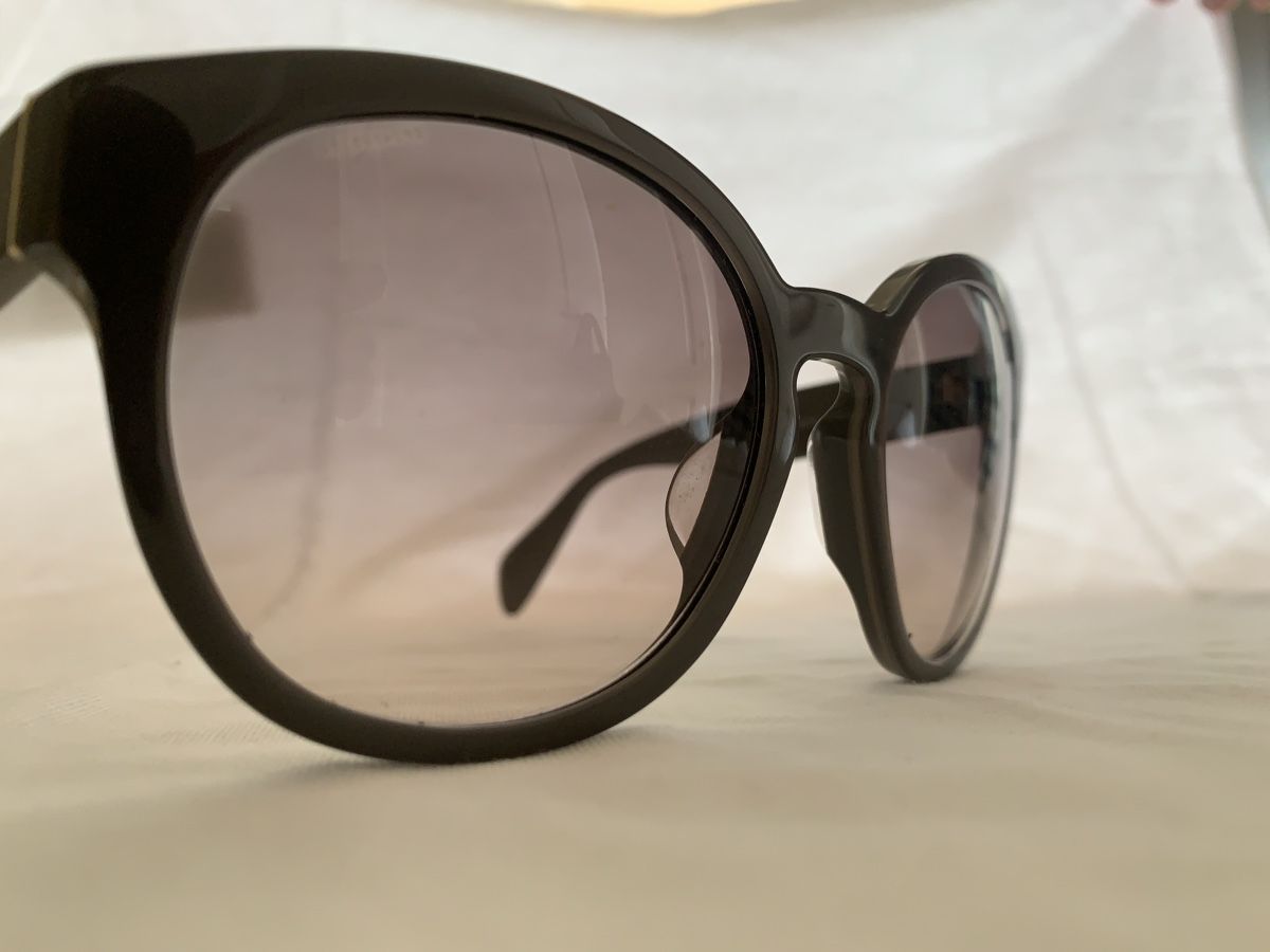 Prada Occhiali & Lenti: Sonnenbrille von PRADA – Usato da Zürich venduto da natbae 1