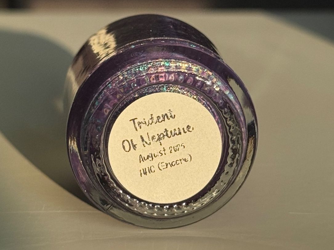 Smalto per unghie: Cuticula - Lila Nagellack – Nuovo e nell'imballaggio originale da Zürich venduto da strelitziakiwi 3