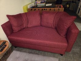 Bettsofa weinrot