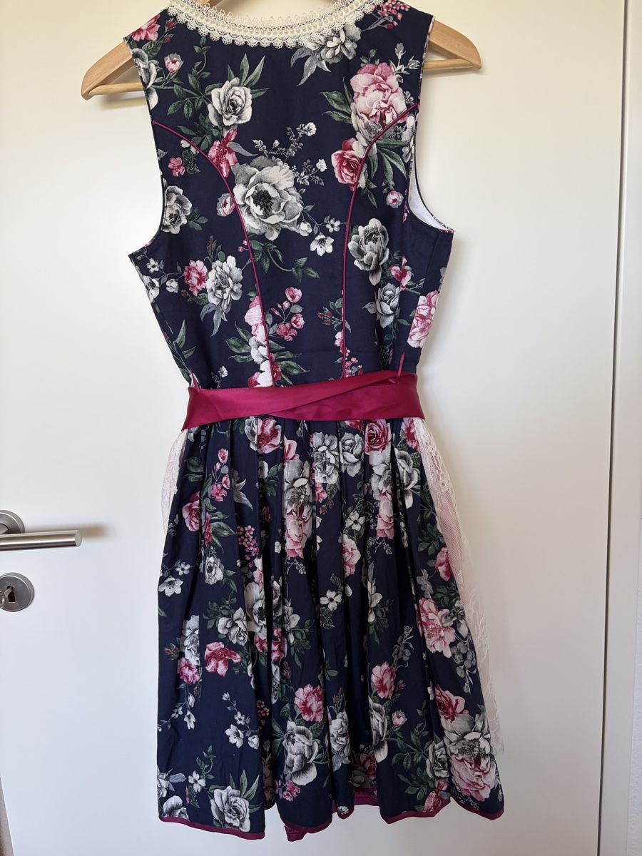 Krüger Kleider: Dirndl Krüger Gr. 38  – Gebraucht aus Winterthur von Geissifant 1