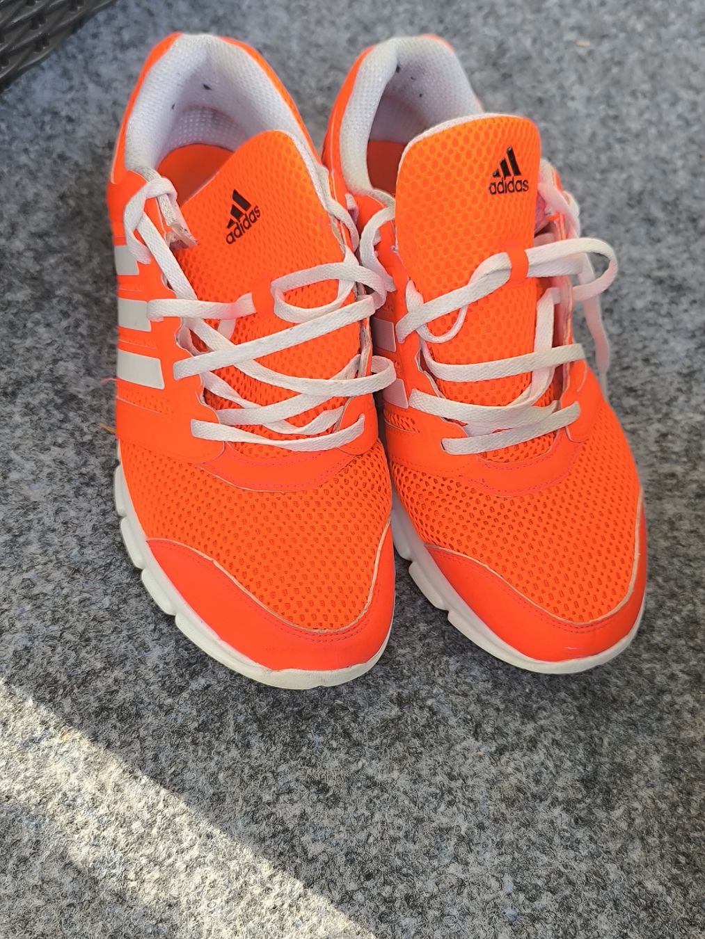 Chaussures hommes: Adidas Schuhe  – D'occasion à Oftringen par Lejaleja 1