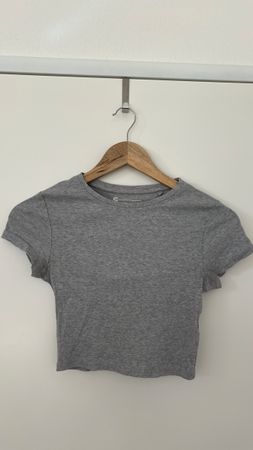 Graues Crop Top Gr. S – Basic T-Shirt