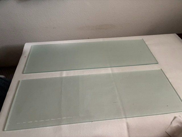 Regale: Glastablare – Gebraucht aus Zürich von Orvault