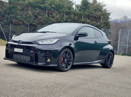 Toyota Yaris GR Circuit, tetto carbon 