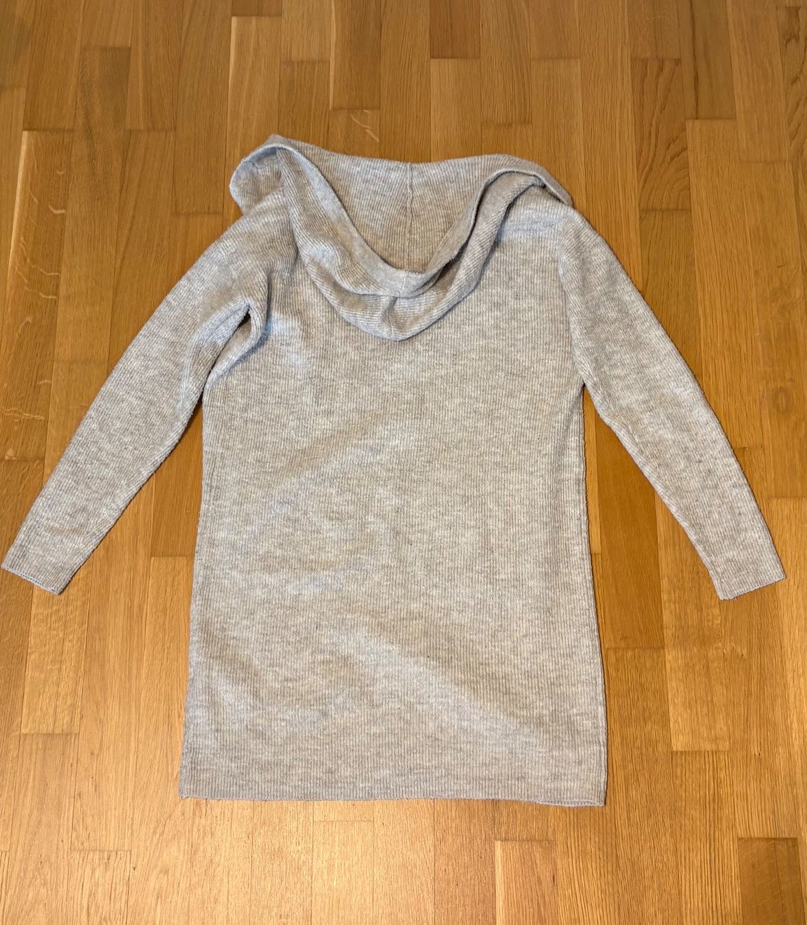 Vero Moda Giacche: Vero Moda Strickjacke mit Kapuze, beige, Gr. S – Usato da Zeihen venduto da Nolu03 1