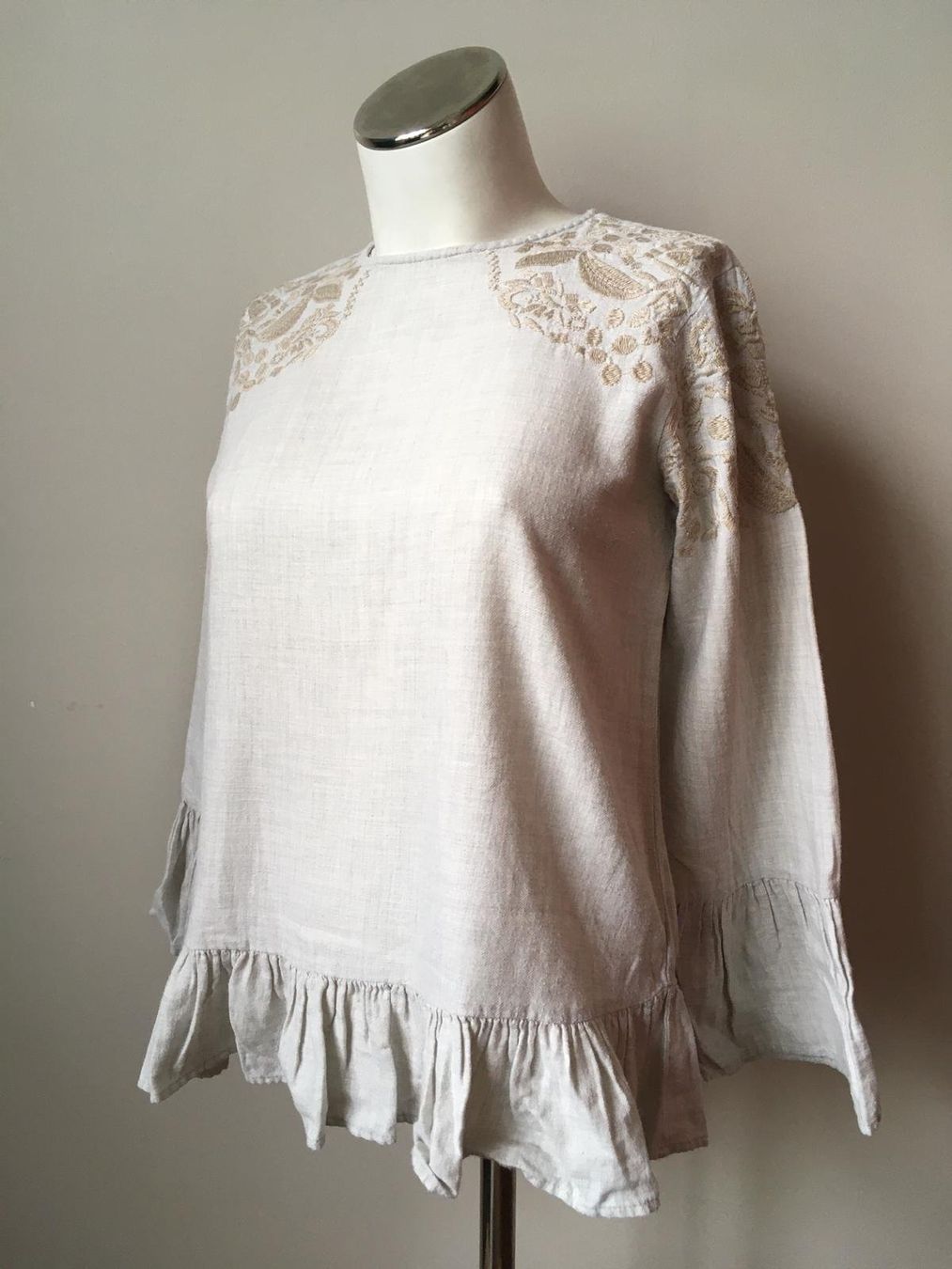 Zara Blusen: Blouse Zara Basic beige brodée - 98% coton - S – Gebraucht aus Troinex von Irisglo 1