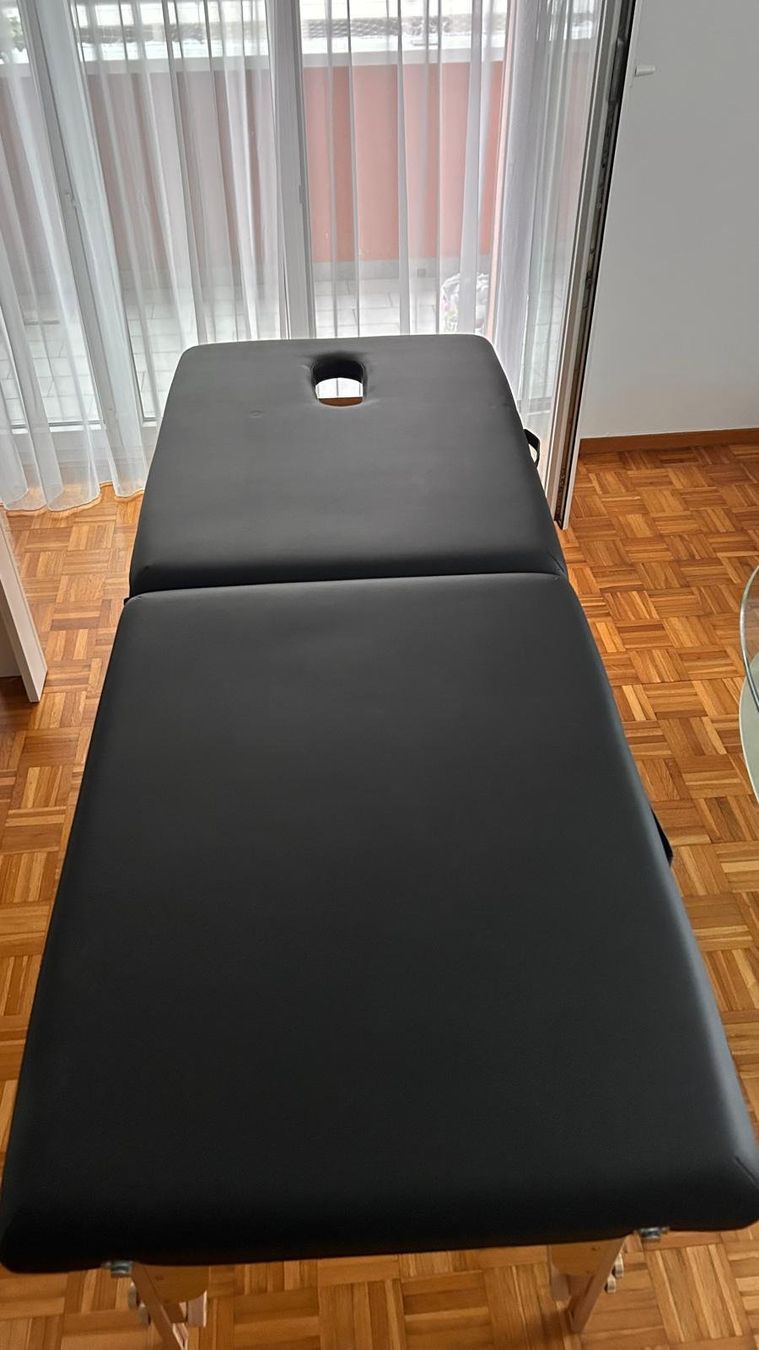 Lettini & sedie per cosmetici: Lettino per massaggi – Usato da Lugano venduto da tip_ddf2 2