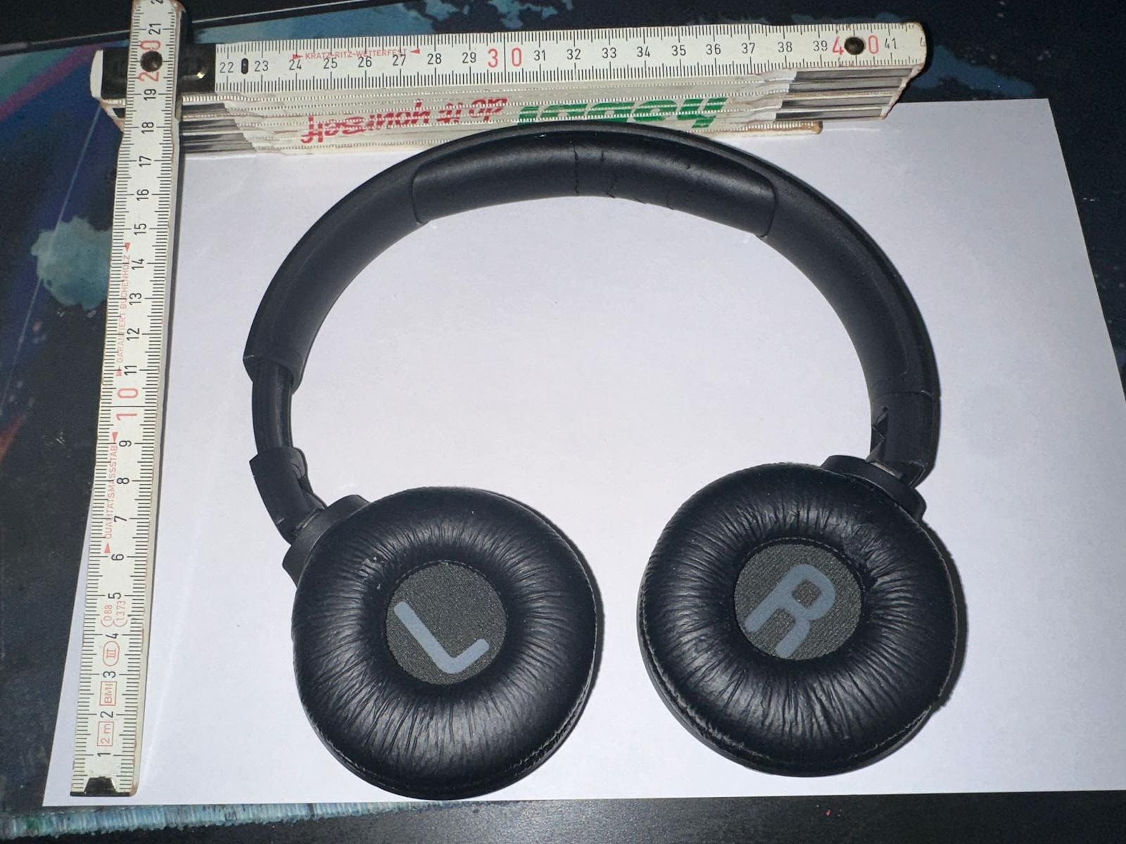 JBL Kopfhörer: JBL Kopfhörer schwarz gebraucht – Gebraucht aus Schlieren von S_Dragon 1
