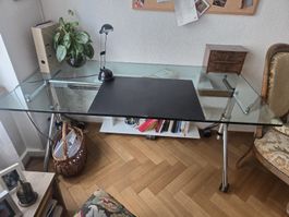 Glastisch