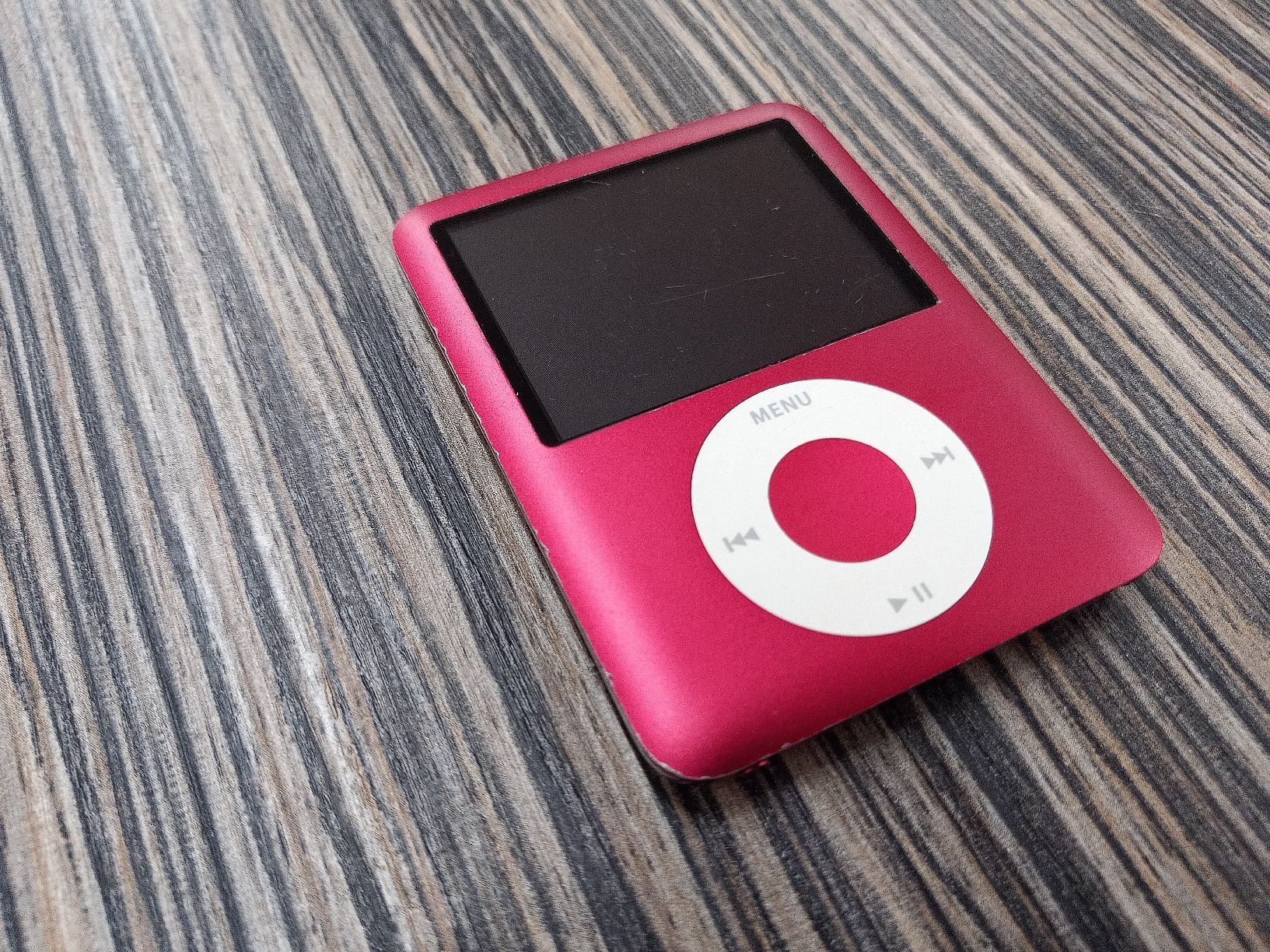 Apple Lettore multimediale portatile: Apple iPod 8GB A1236 – Usato da Reiden venduto da Zofi-Brocki 1