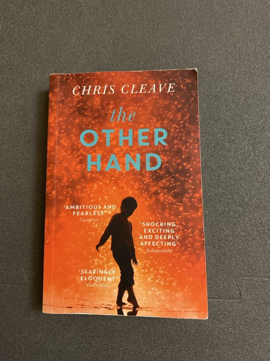 Livres: The Other Hand / Chris Cleave – D'occasion à Watt par Smah