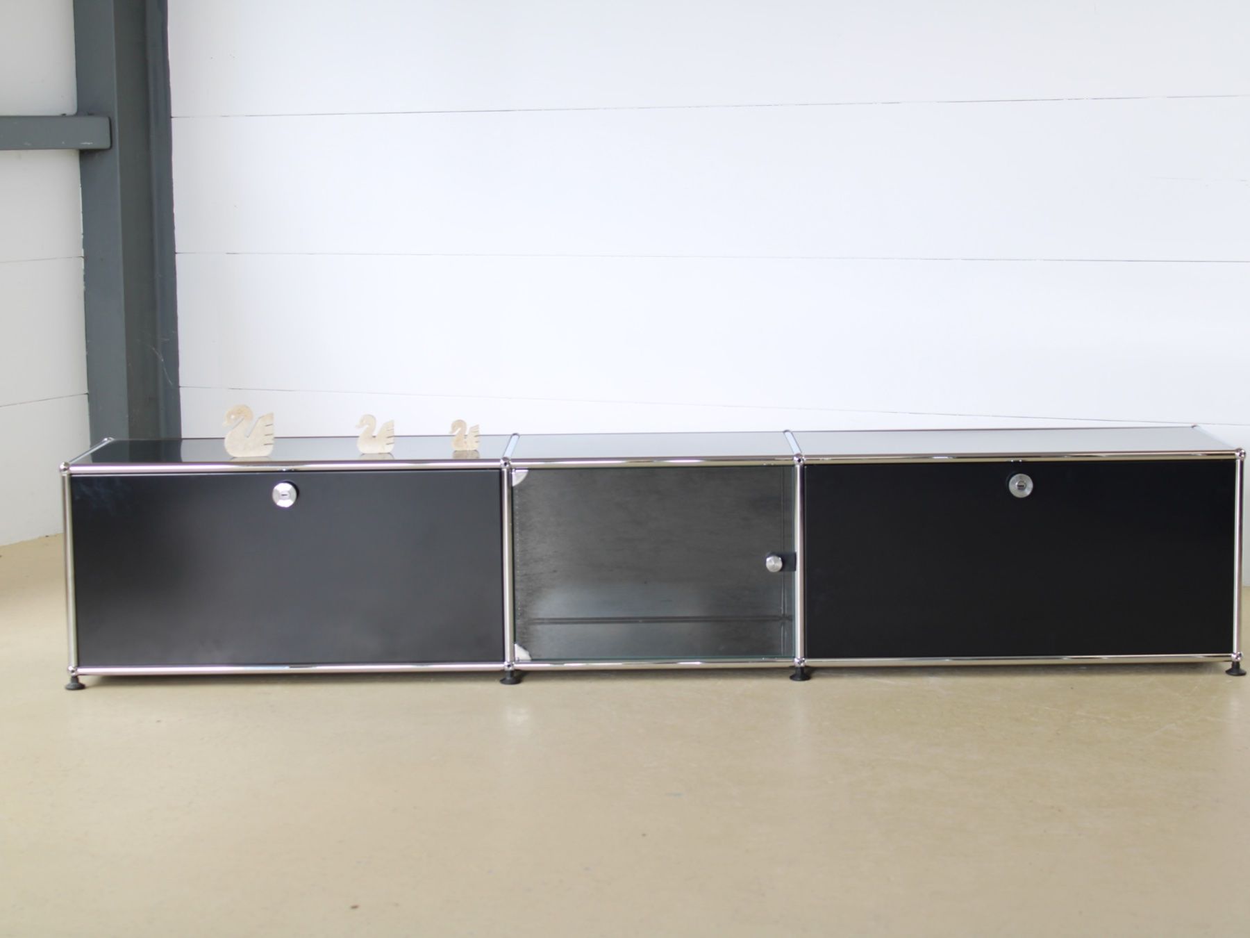 USM Cassettiere: USM Lowboard in Schwarz – Usato da Meinisberg venduto da atelier_TILIJA 5