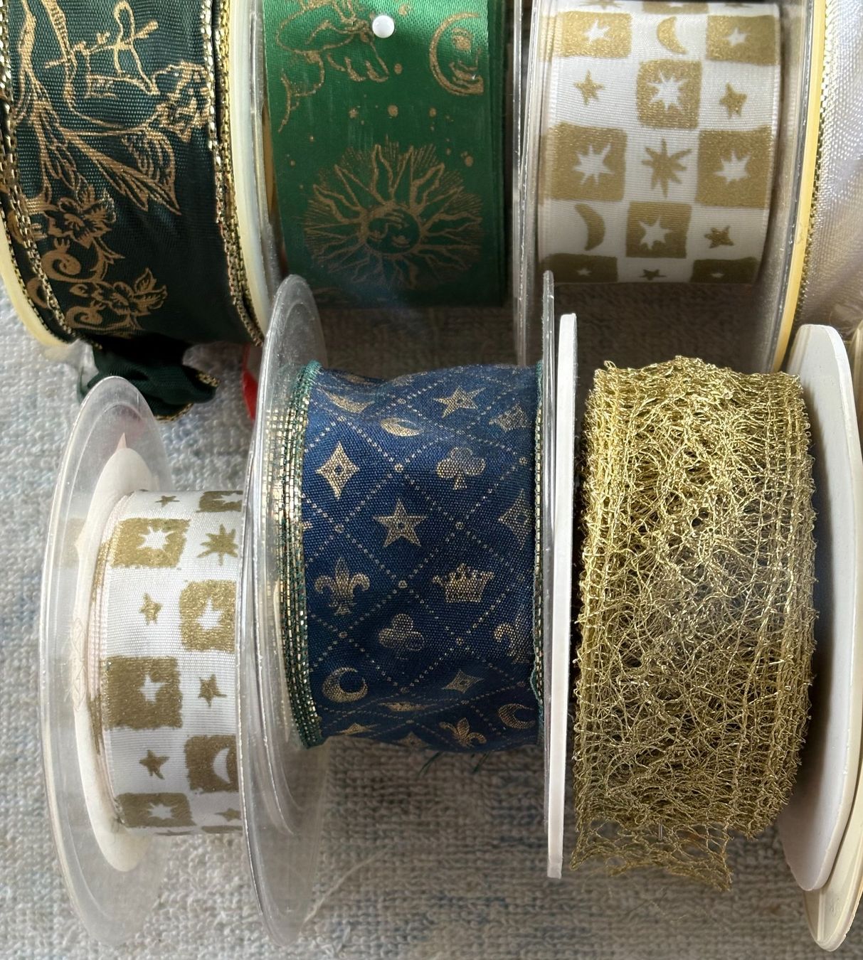 Nastri decorativi: 18 GESCHENKBAND-DEKOBAND NEU DIVERSE FARBEN – Nuovo (secondo la descrizione) da Ostermundigen venduto da Wyatt-Earp 2