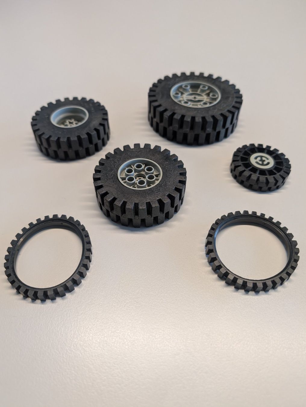 Lego Kit di costruzioni: Lego diverse Räder – Usato da Maseltrangen venduto da Simbi73 1