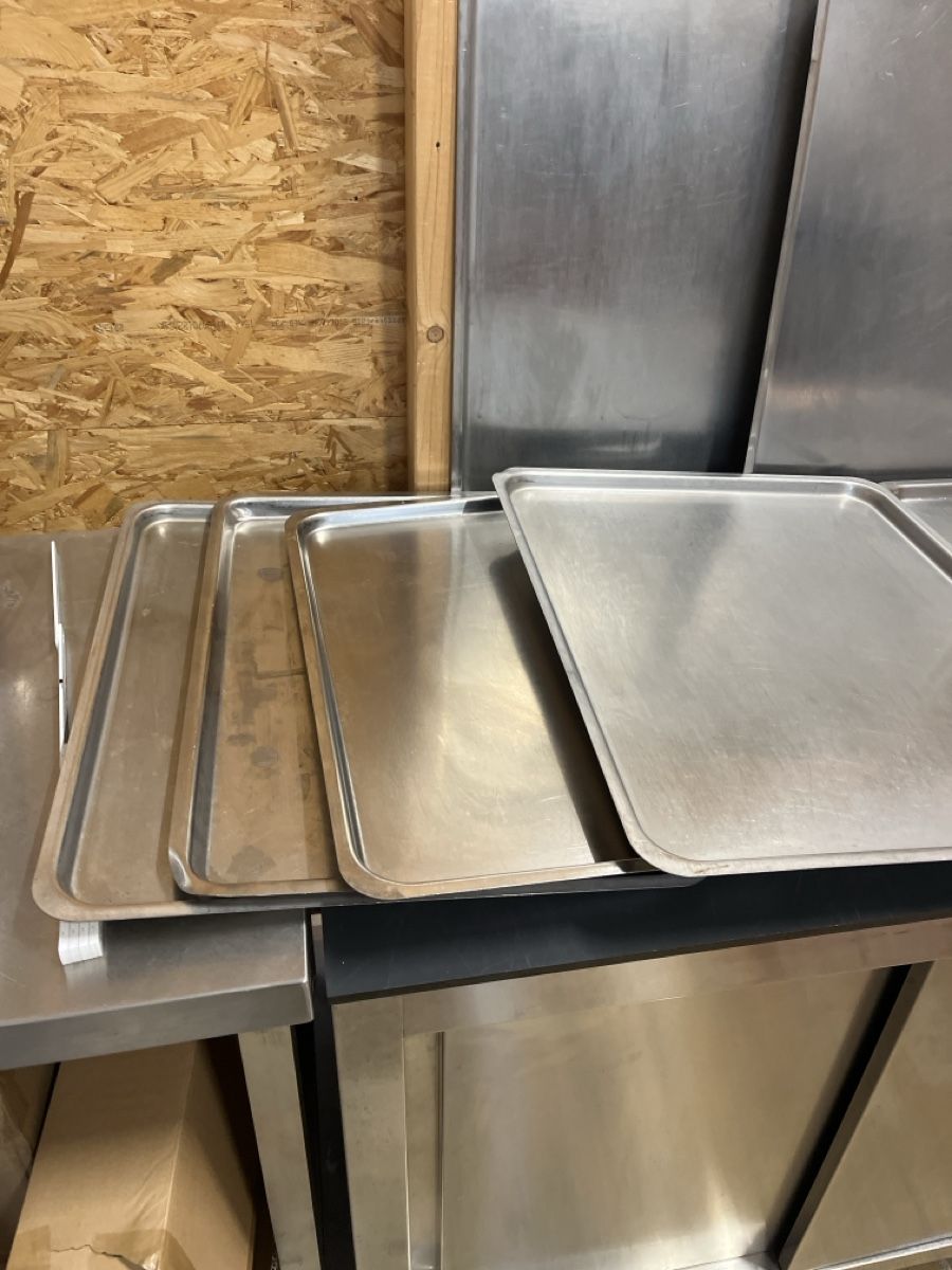 Küchengeräte: 10 x 2/1 Gastronorm Bleche robust – Gebraucht aus Dittingen von Cervolino77 1