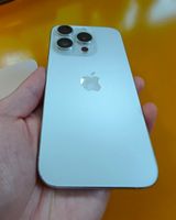 iPhone 15 Pro (256GB) Akku 100%