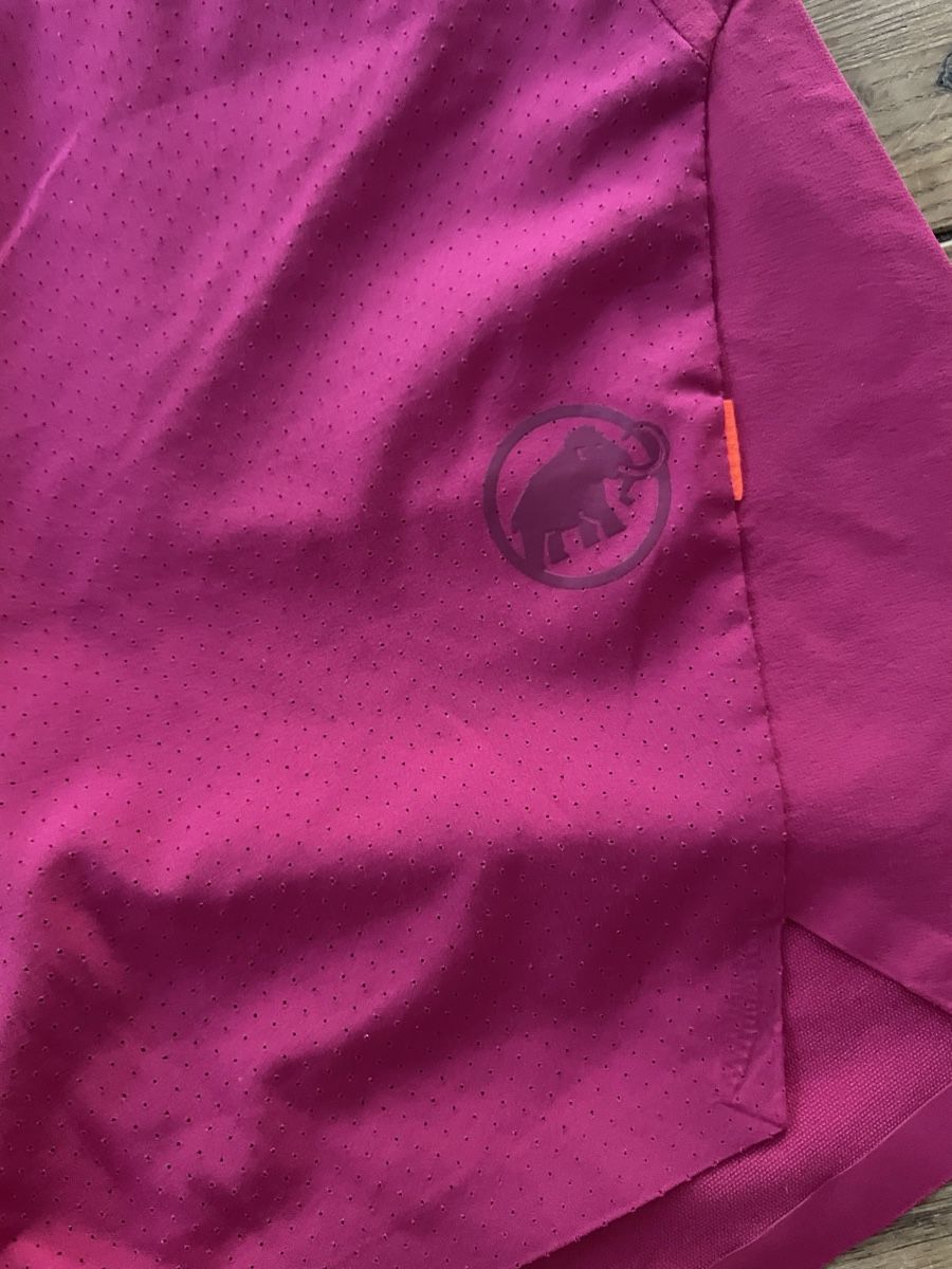 Mammut Hosen: Shorts Mammut rose taille M comme neuf – Neu (gemäss Beschreibung) aus Marin-Epagnier von sachaechinta 2