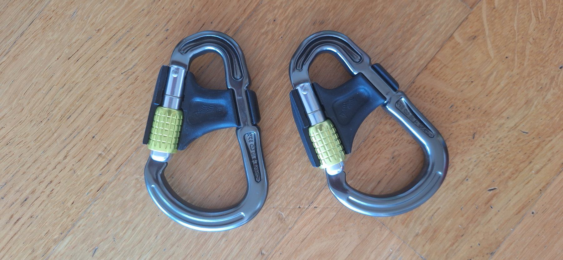 Kletterausrüstungen: Chalkbag und Karabiner – Gebraucht aus Hildisrieden von Pilatusguck 4