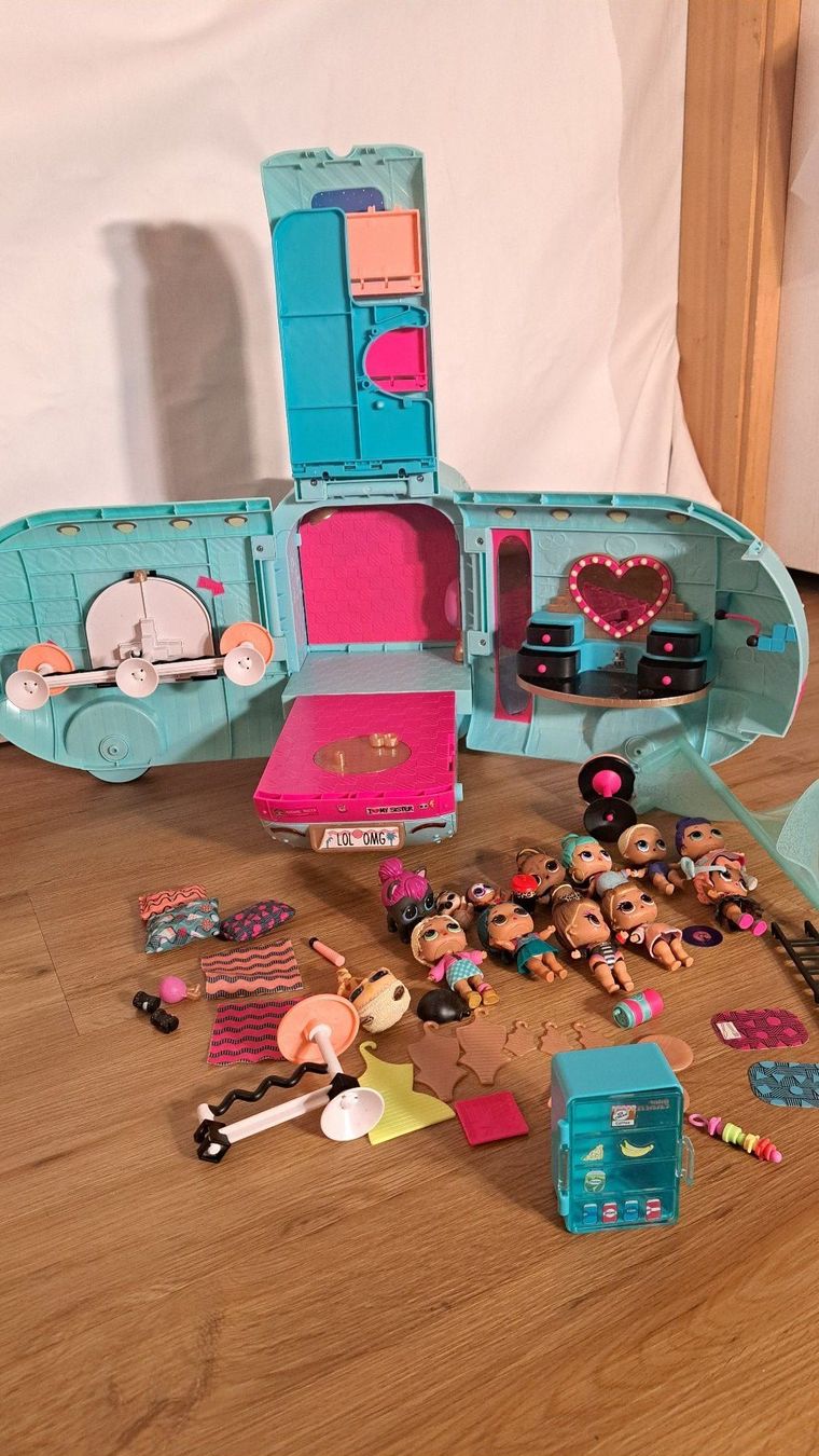Spielzeuge: LOL Surprise Bus mit Figuren Set 1 – Gebraucht aus Romanshorn von H_meyer 3