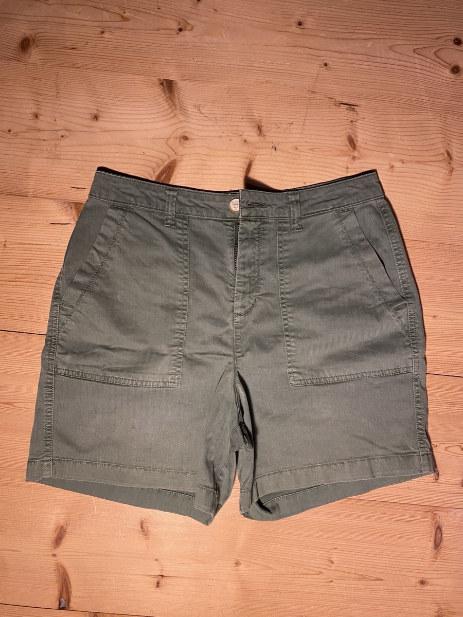 Pantalons: Olivgrüne Sommerhosen – D'occasion à Bern par ha6_zm75