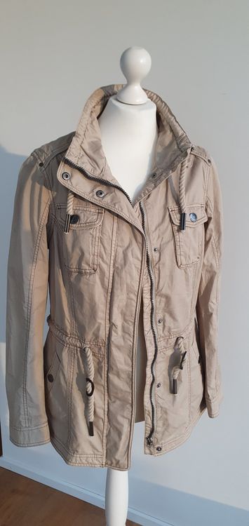 Vestes: Jacke Damen Neu mit Etikett Grösse 40 – Neuf avec emballage d'origine à Stansstad par InStyle8 6