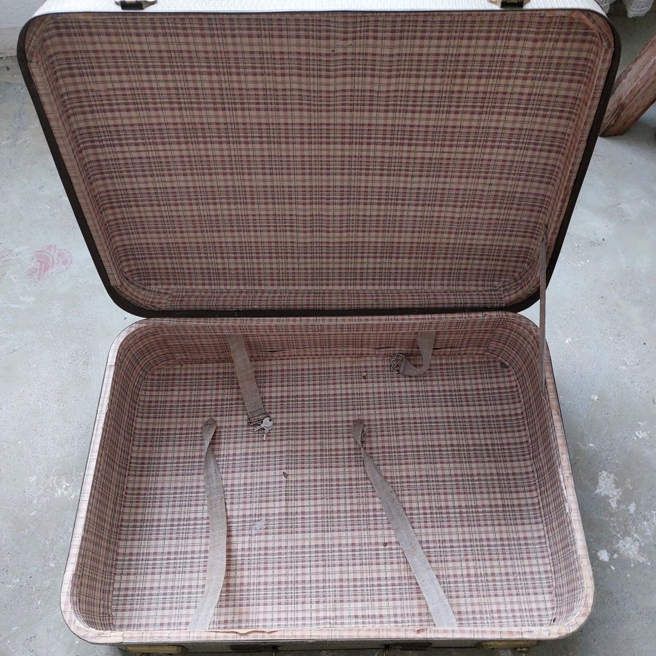 Valigie: Koffer – Usato da Bargen BE venduto da angel611 1