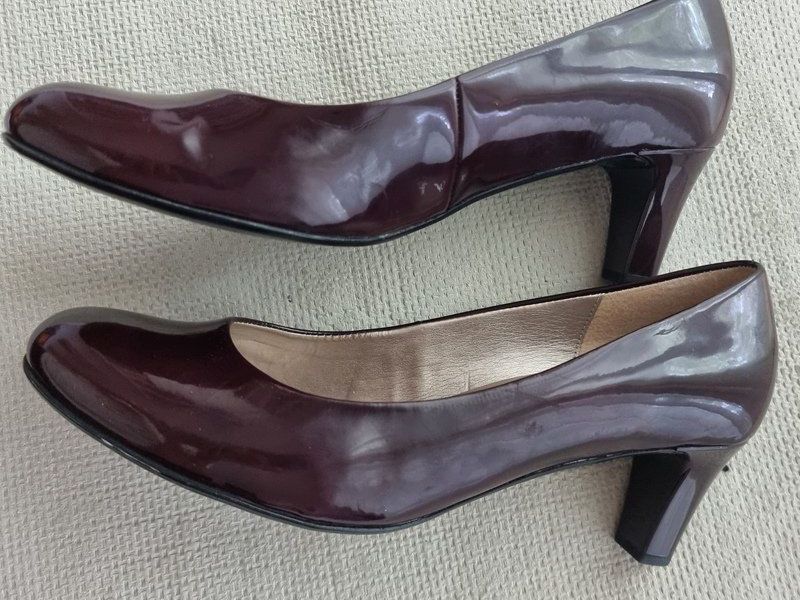 Gabor Scarpe da donna: GABOR Lackleder Pumps dunkelbraun, Gr 6 – Usato da Basel venduto da Mamaree 4