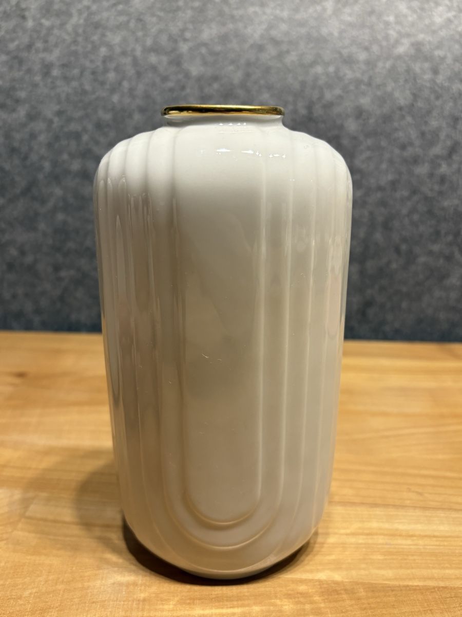 Vasi & Recipienti: Blumenvase Keramik weiss mit Goldrand – Nuovo (secondo la descrizione) da Rümlang venduto da euqinom16