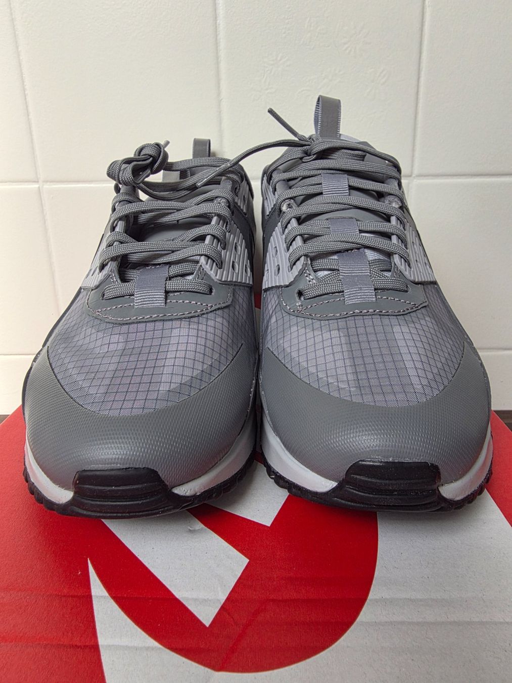 Nike Scarpe da uomo: Nike Air Max 90 Drift – Nuovo e nell'imballaggio originale da Fleurier venduto da dav_xx8y 3
