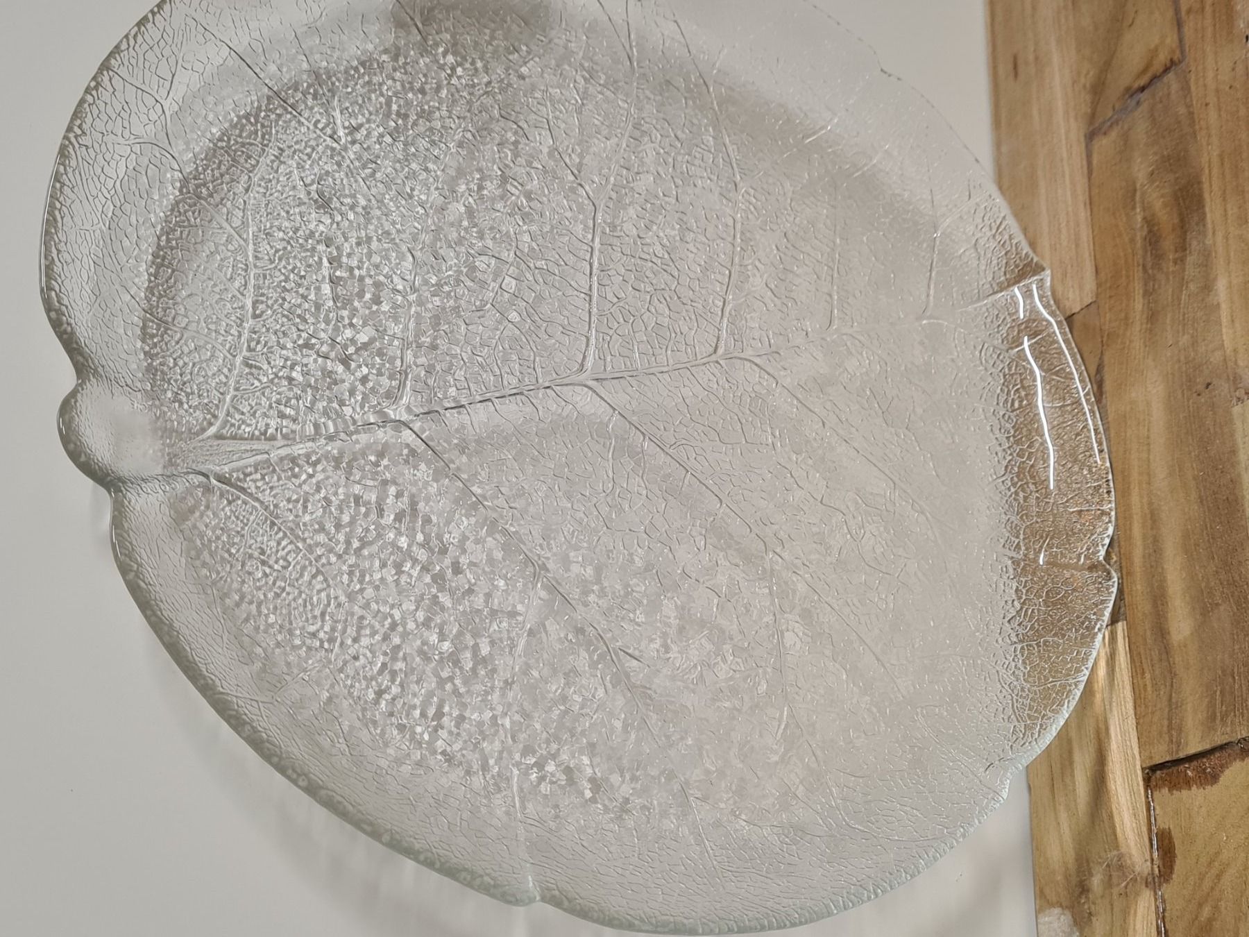 Servierplatten: Glas Servier Teller/ Tortenplatte  Ø 28 cm – Gebraucht aus Amriswil von used2use