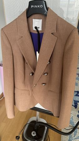 Pinko suit (blazer + trousers)