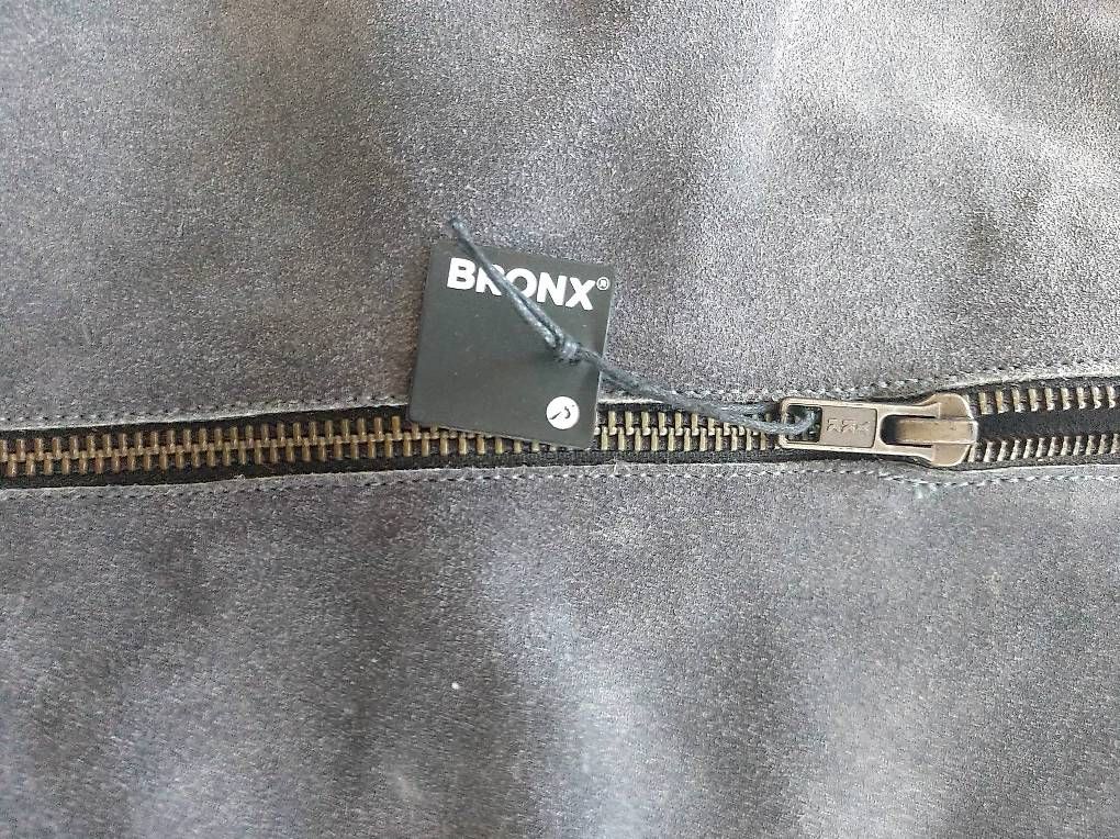 Scarpe da donna: Bottes en daim gris Bronx T37 - Neuf – Nuovo e nell'imballaggio originale da Genève venduto da Brachiopode 2