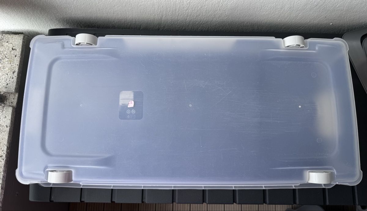 Contenitori & Simili: Unterbett-Aufbewahrungsbox mit Rollen, transparent, mit Deck – Usato da Rüfenacht BE venduto da Sodeli03 1