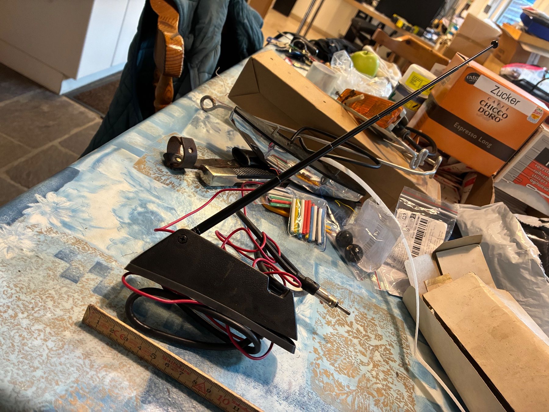Tutti pezzi di ricambio auto: Auto Antennen Set 5stk + diverses – Usato da Thayngen venduto da stammsani 5