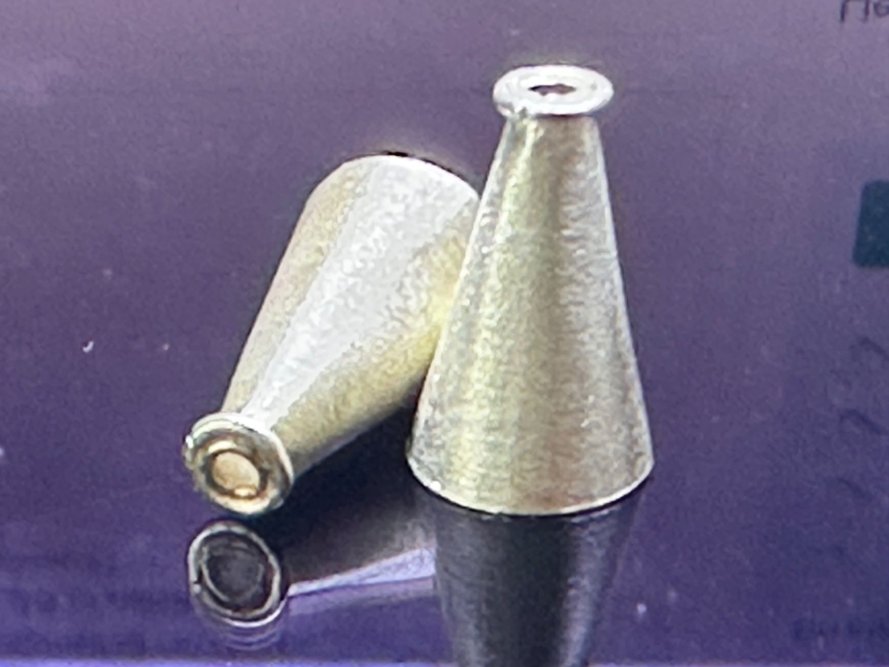 Perle (finte): 2 St. 925 Silber Schmuck Perlenkappen / Endkappen matt – Nuovo (secondo la descrizione) da Langenthal venduto da Seelenfreunde 2