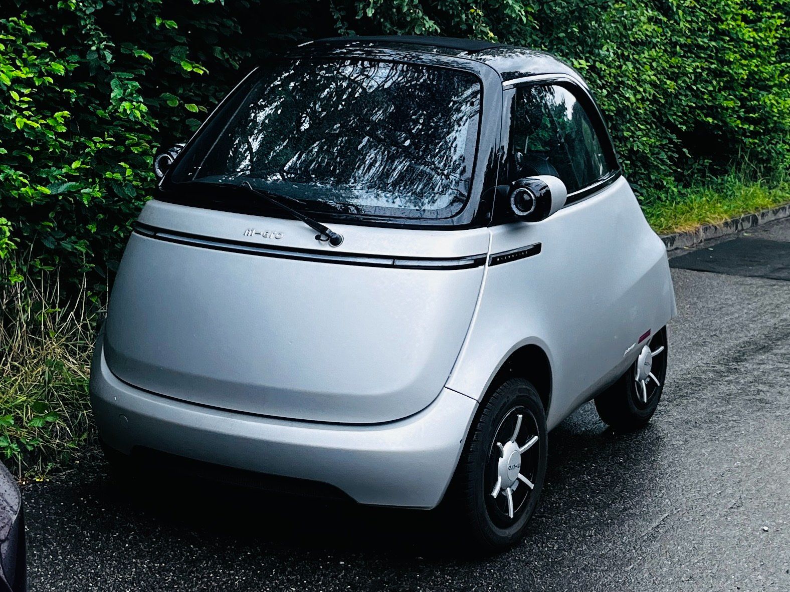 Micro Autos: Microlino 2022 Pioneer – Gebraucht aus Basel von chr_mw2p