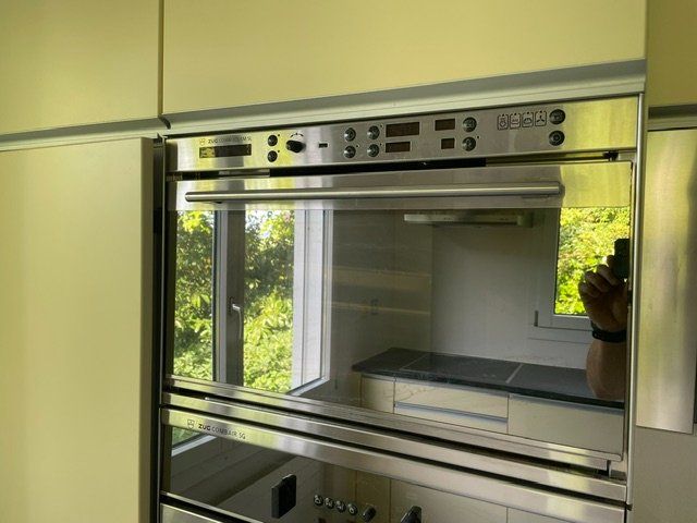 V-Zug Cucine complete: Küche Einbauküche Küchengeräte – Usato da Steinhausen venduto da Surferking 6