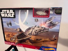 Hot Wheels Star Wars «Escape from Jakku» Playset