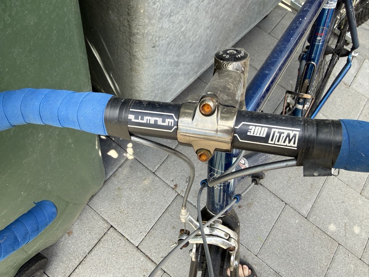 Biciclette: Blaues Vintage Rennrad, 58cm – Usato da Ehrendingen venduto da bixha92 1