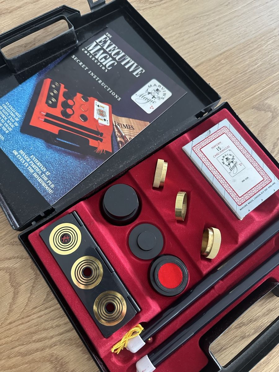 Spiele: Vintage - The Executive Magic Collection – Gebraucht aus Le Châble VS von 027_aymon